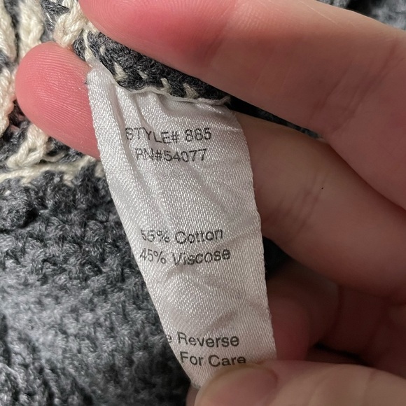 Cabi sleeveless knit trident sweater vest gray and green size small style # 885 - Picture 6 of 6